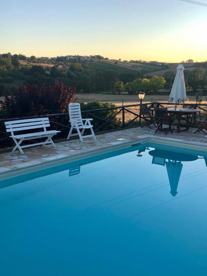 Fontebella Bed and Breakfast Montemarciano Exteriör bild